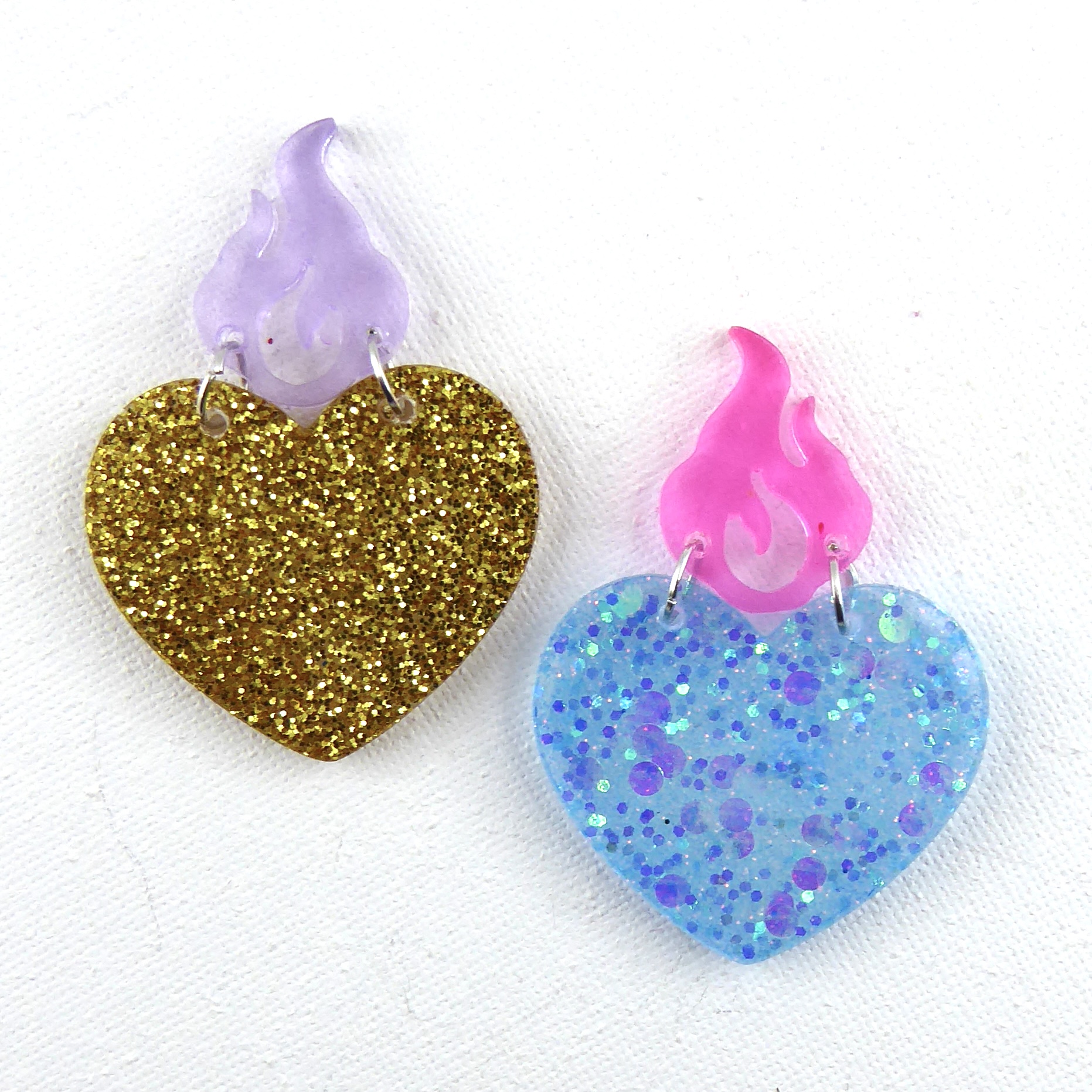 Barbie 4 - Série spéciale, boucles d'oreilles faits mains en résine époxy.