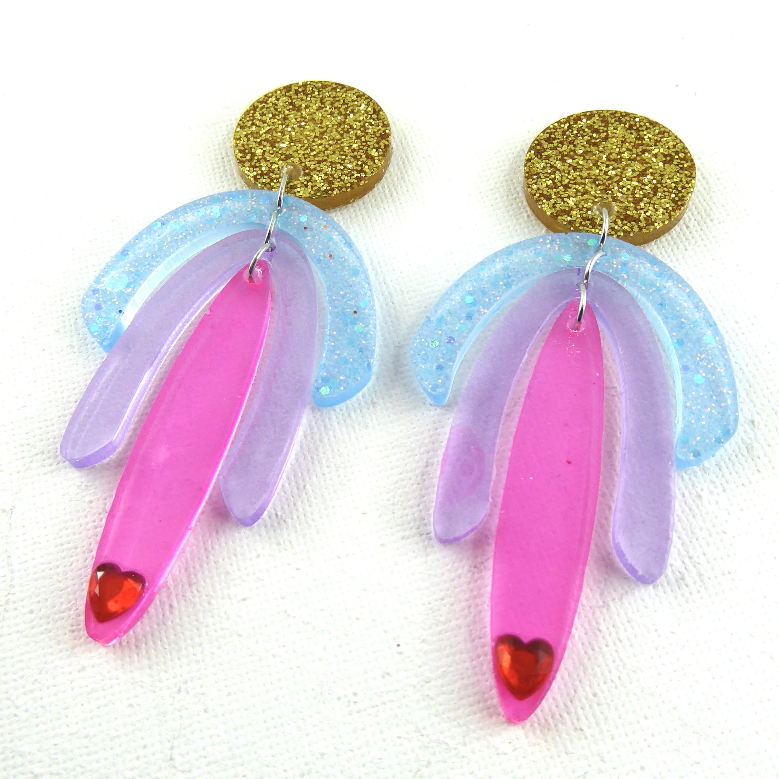 Barbie 3 - Série spéciale, boucles d'oreilles faits mains en résine époxy. – Image 4