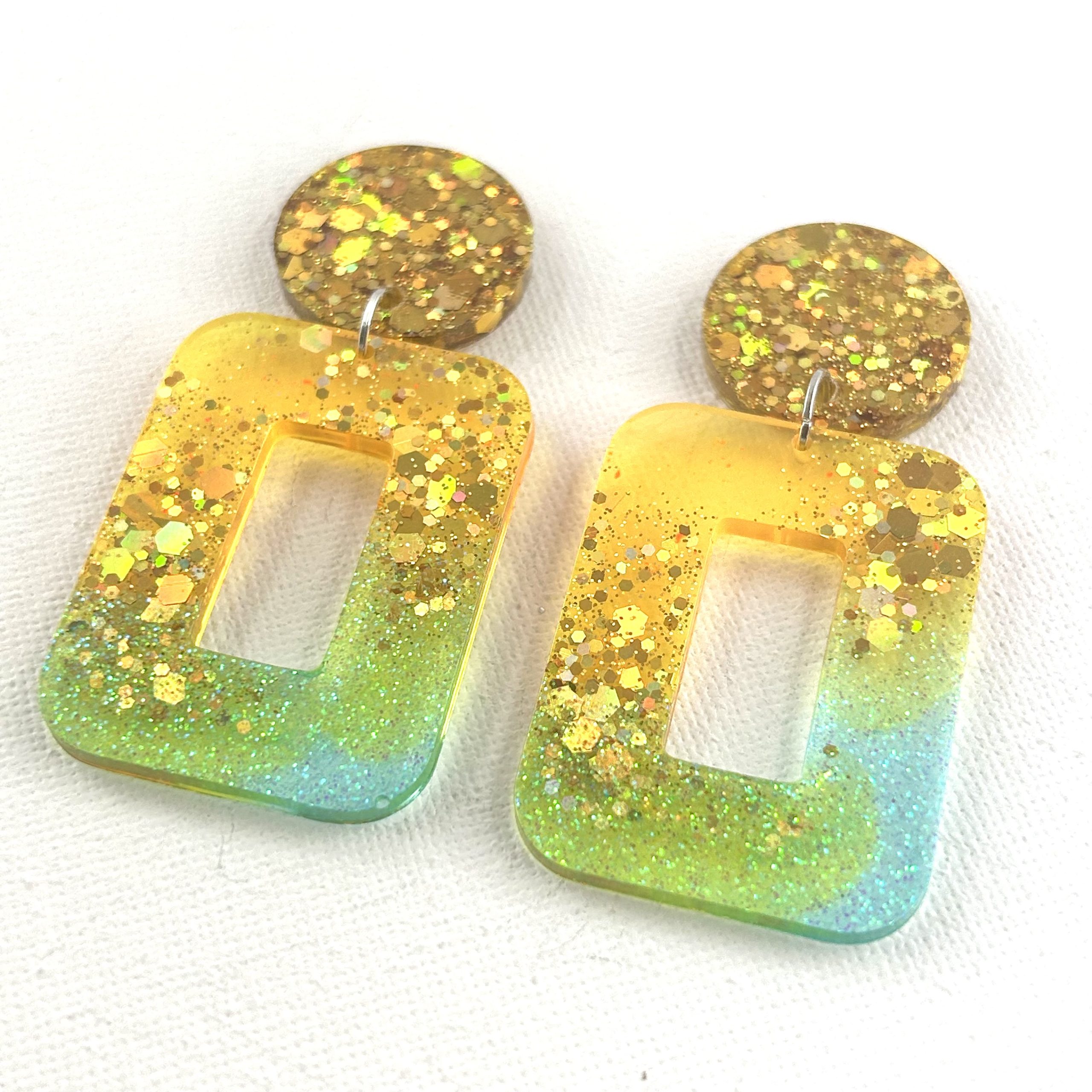 ATHÈNES- Boucles d'oreilles résine artisanales – Bijou créateur pièce unique | Bisoustore – Image 2