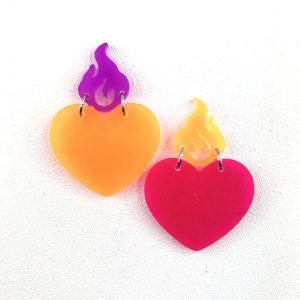 SACRED HEART – Boucles d&rsquo;oreilles résine artisanales – Bijou créateur pièce unique | Bisoustore