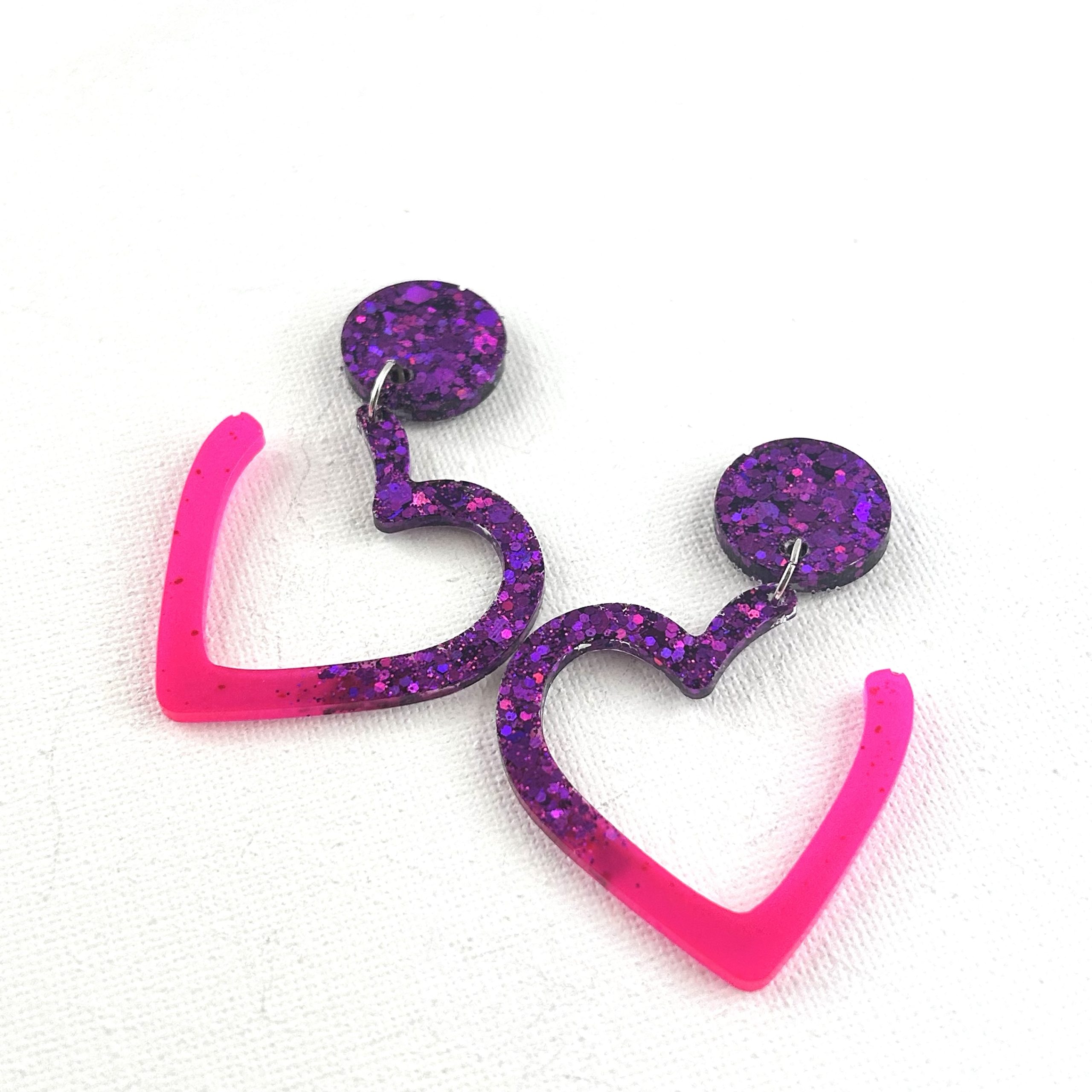 HEART- Boucles d'oreilles résine artisanales – Bijou créateur pièce unique | Bisoustore – Image 2