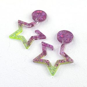 STAR- Boucles d’oreilles résine artisanales – Bijou créateur pièce unique | Bisoustore STAR- Boucles d’oreilles résine artisanales – Bijou créateur pièce unique | Bisoustore