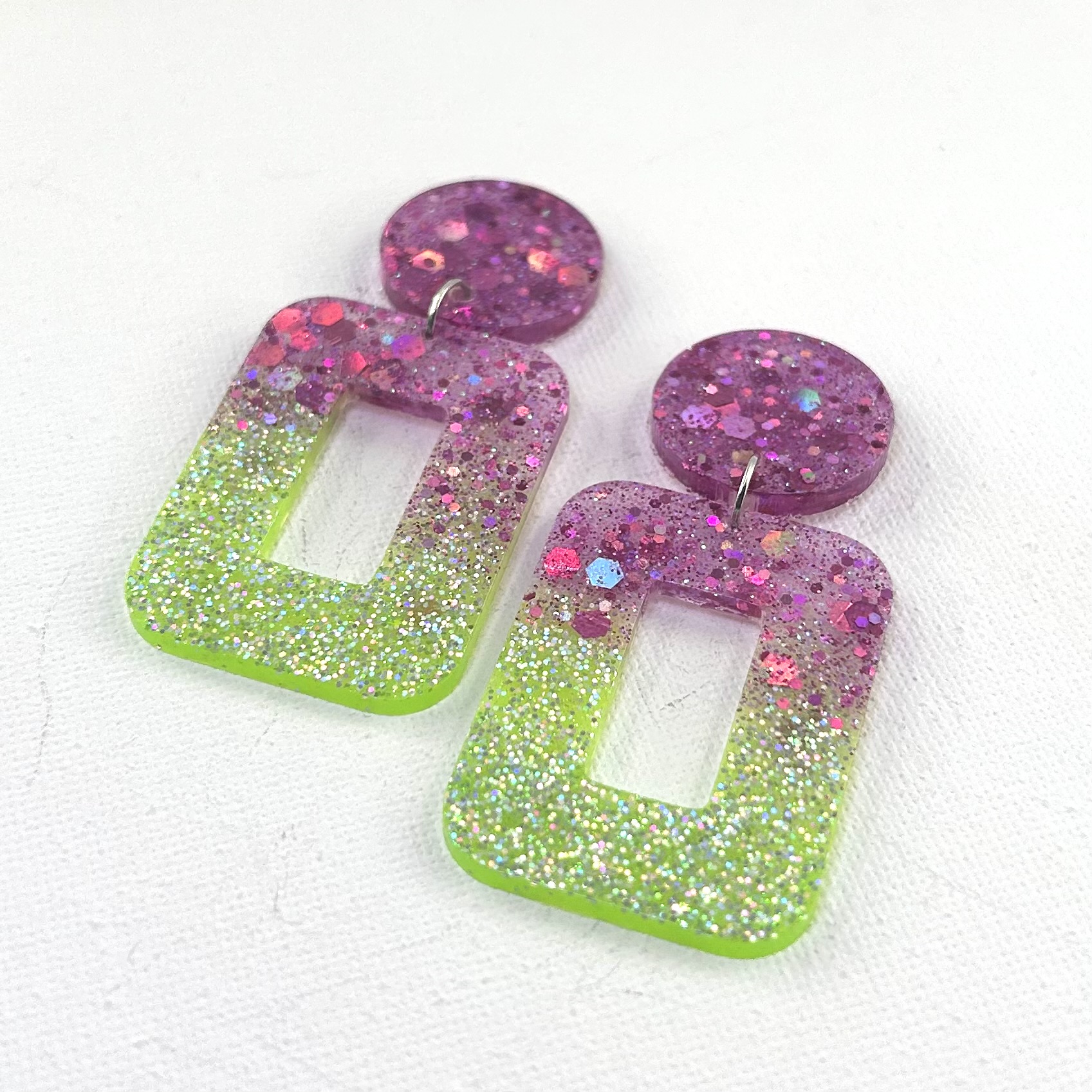 ATHÈNES- Boucles d'oreilles résine artisanales – Bijou créateur pièce unique | Bisoustore